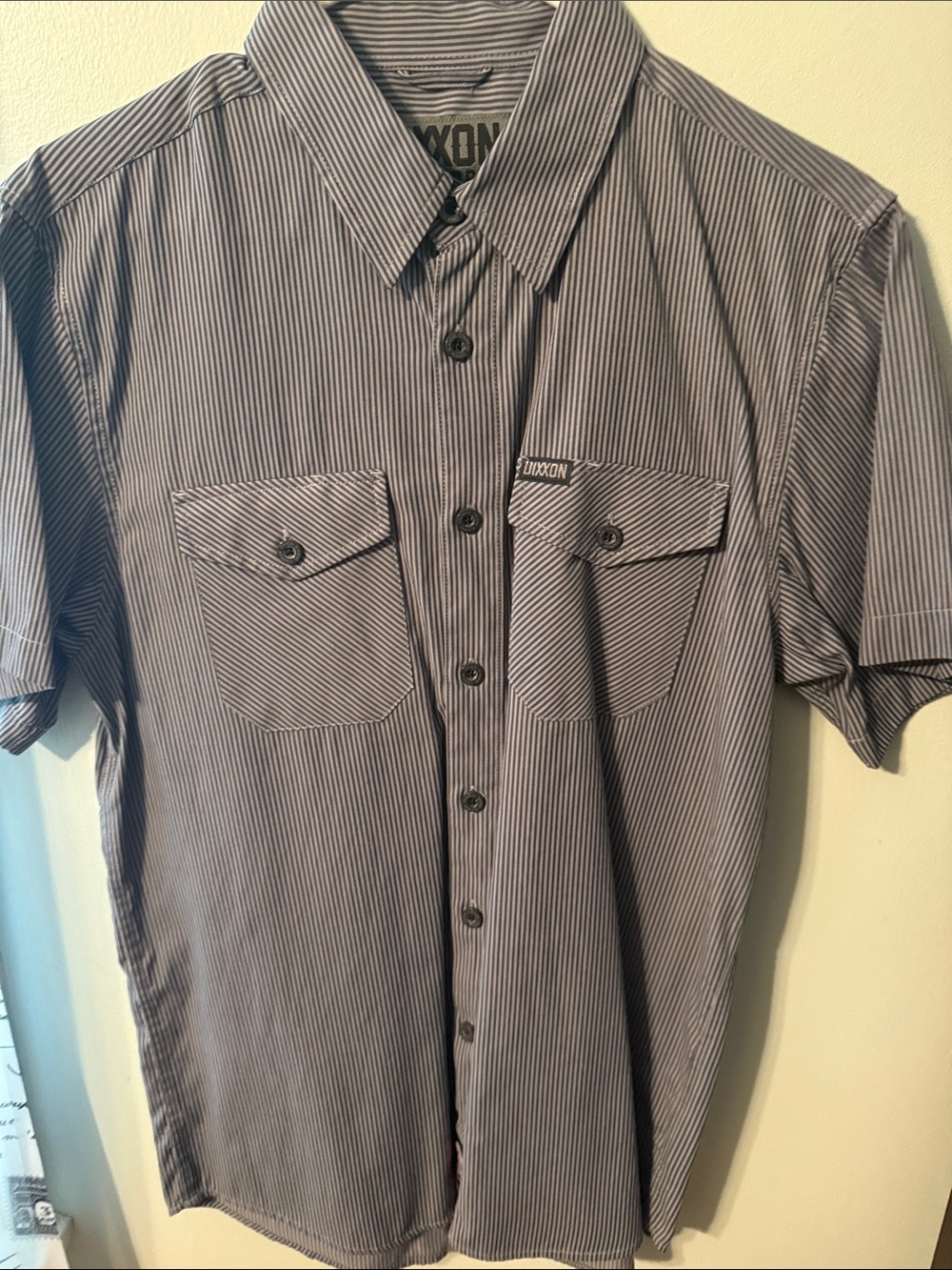 Dixxon size medium